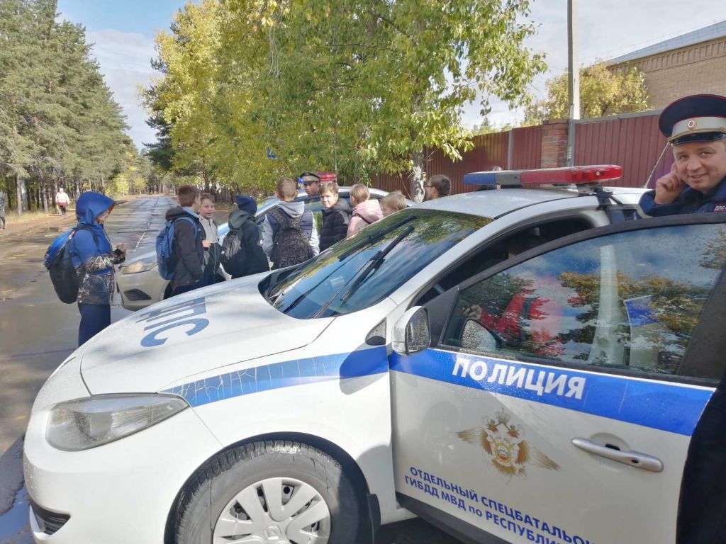 Укажите подпись к картинке.